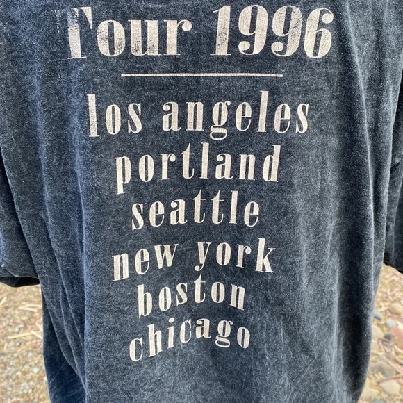 Crop Top - Heart Breakers - Picture 4 of 13